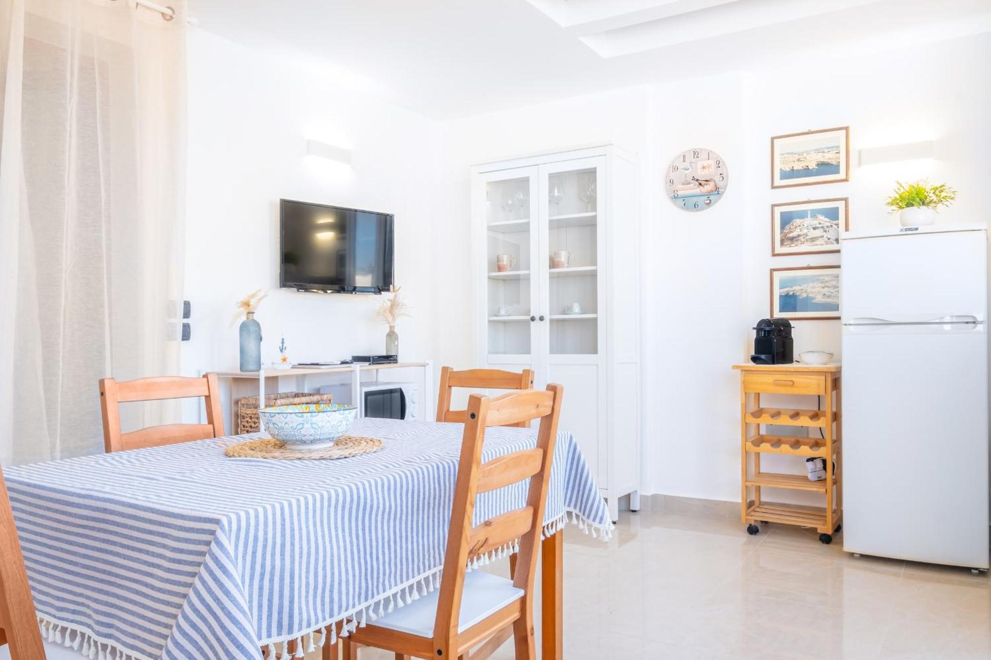 New Apartment Leuca Леука Экстерьер фото