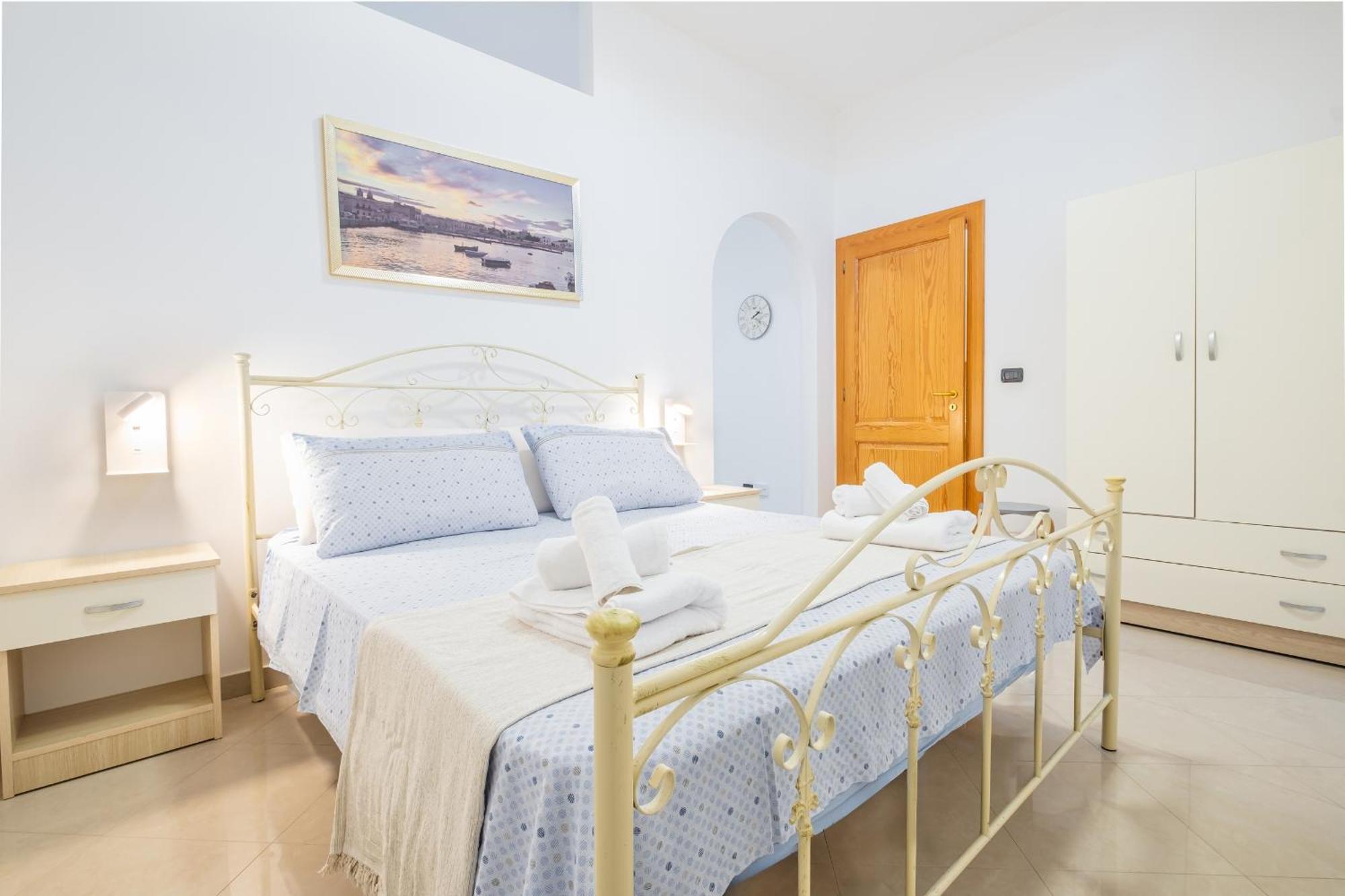 New Apartment Leuca Леука Экстерьер фото